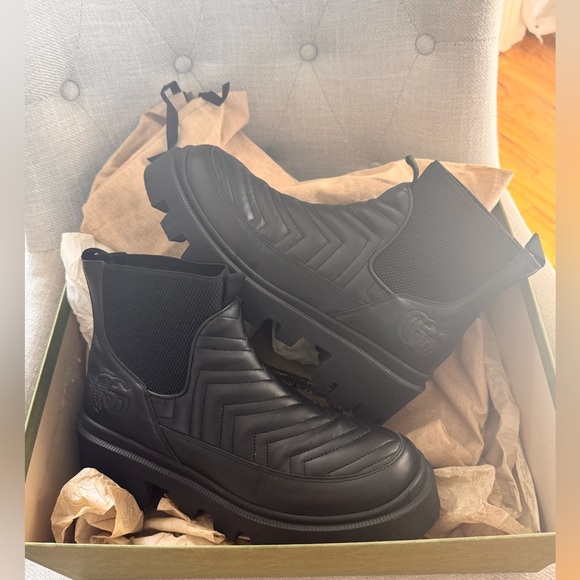 Gucci $1550 Calfskin Leather Nappa Matelasse Frances Chelsea Boots 39 9 Black - Picture 3 of 11